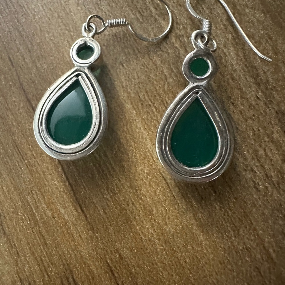 Chic Silver and Green Teardrop Earrings - Picture 4 of 4